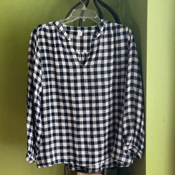 💖Old Navy long sleeve plaid shirt - Picture 2 of 4